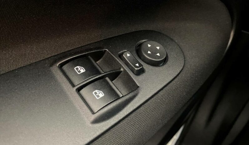 FIAT PUNTO 1.3 MJT II S&S 95 CV MOD. STREET *GUIDABILE DA NEOPATENTATI* pieno