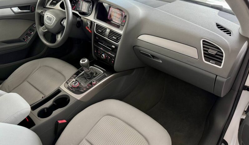 AUDI A4 AVANT 2.0 TDI 120 CV CAMBIO MANUALE + TETTO PANORAMICO ED APRIBILE “GUIDABILE DA NEOPATENTATI” pieno