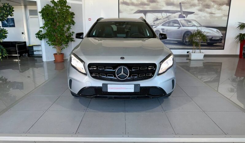 MERCEDES GLA 200 D AUTOMATIK MOD. PREMIUM “GUIDABILE DA NEOPATENTATI” pieno