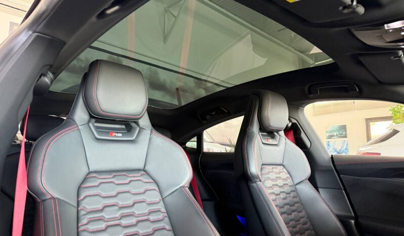 Audi RS e-tron GT pieno