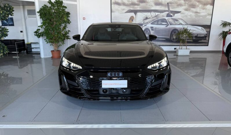 Audi RS e-tron GT pieno