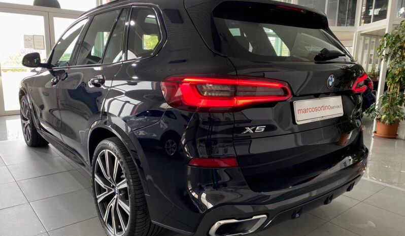 BMW X5 X-Drive 3.0 D 265CV 48V MHEV MOD. M-SPORT + TETTO PANORAMICO ED APRIBILE pieno