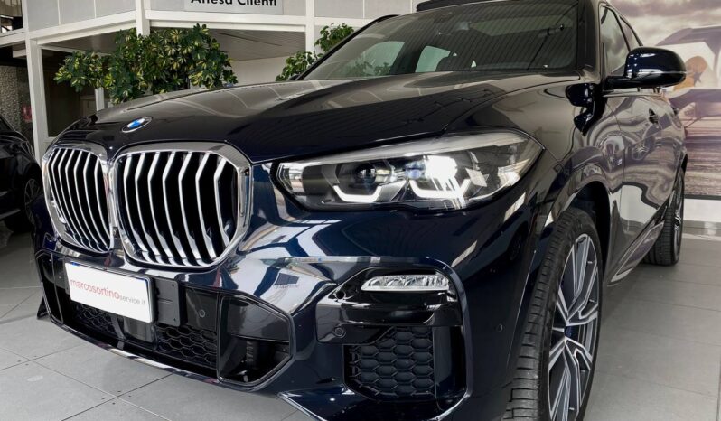BMW X5 X-Drive 3.0 D 265CV 48V MHEV MOD. M-SPORT + TETTO PANORAMICO ED APRIBILE pieno