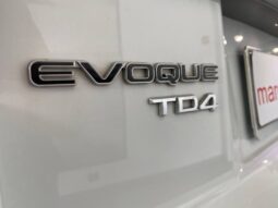LAND ROVER EVOQUE 4WD 2.2 TD4 150 CV AUTOMATICO MOD. PURE pieno