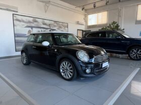 MINI COOPER D 1.6 110CV CAMBIO MANUALE +TETTO PANORAMICO ED APRIBILE “GUIDABILE DA NEOPATENTATI”