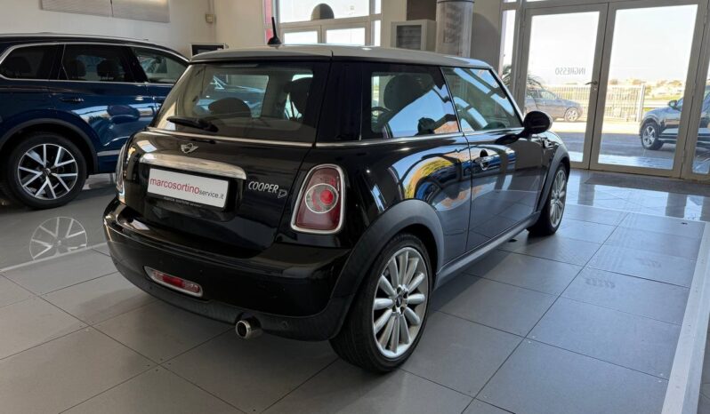 MINI COOPER D 1.6 110CV CAMBIO MANUALE +TETTO PANORAMICO ED APRIBILE “GUIDABILE DA NEOPATENTATI” pieno