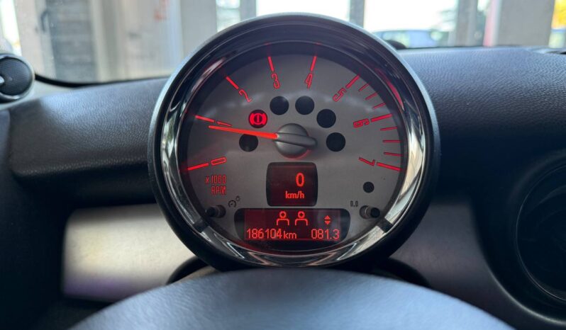 MINI COOPER D 1.6 110CV CAMBIO MANUALE +TETTO PANORAMICO ED APRIBILE “GUIDABILE DA NEOPATENTATI” pieno