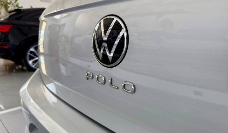 VOLKSWAGEN POLO 1.0 TSI 95 CV MOD. R-LINE “GUIDABILE DA NEOPATENTATI” pieno