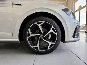 VOLKSWAGEN POLO 1.0 TSI 95 CV MOD. R-LINE “GUIDABILE DA NEOPATENTATI”