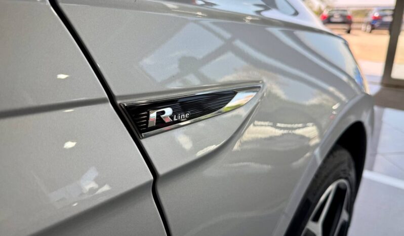 VOLKSWAGEN POLO 1.0 TSI 95 CV MOD. R-LINE “GUIDABILE DA NEOPATENTATI” pieno